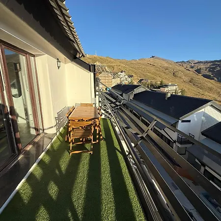 Daire Calle Del Torcal, Card