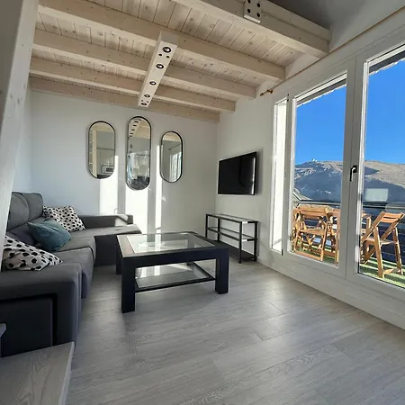 Calle Del Torcal, Card Daire *