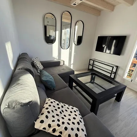 Calle Del Torcal, Card