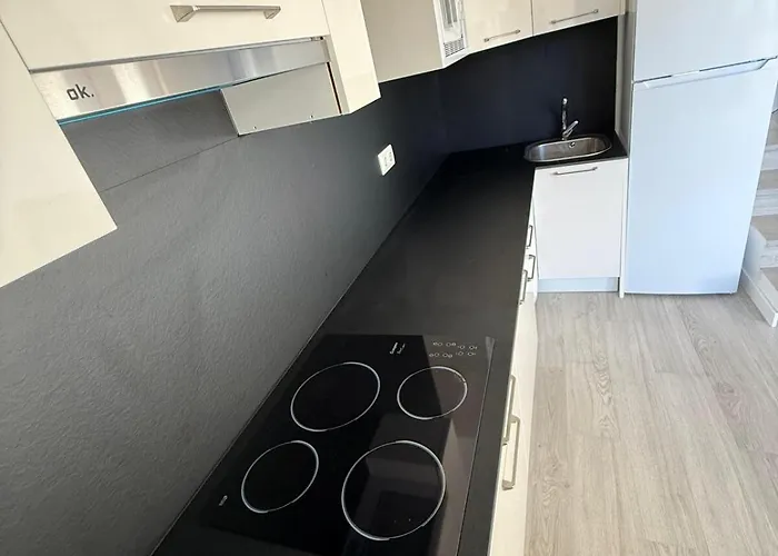 Apartament Calle Del Torcal, Card