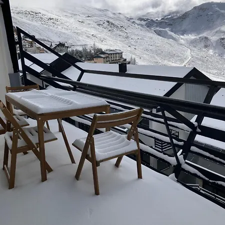 Calle Del Torcal, Card *