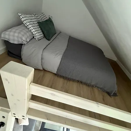 Calle Del Torcal, Card *