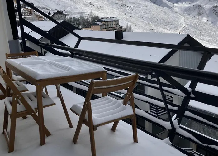 Calle Del Torcal, Card *